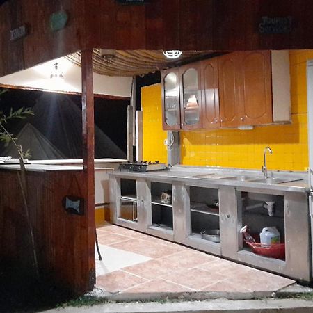 Garden Villa Lake Side & Glamping Ksamil Exterior foto