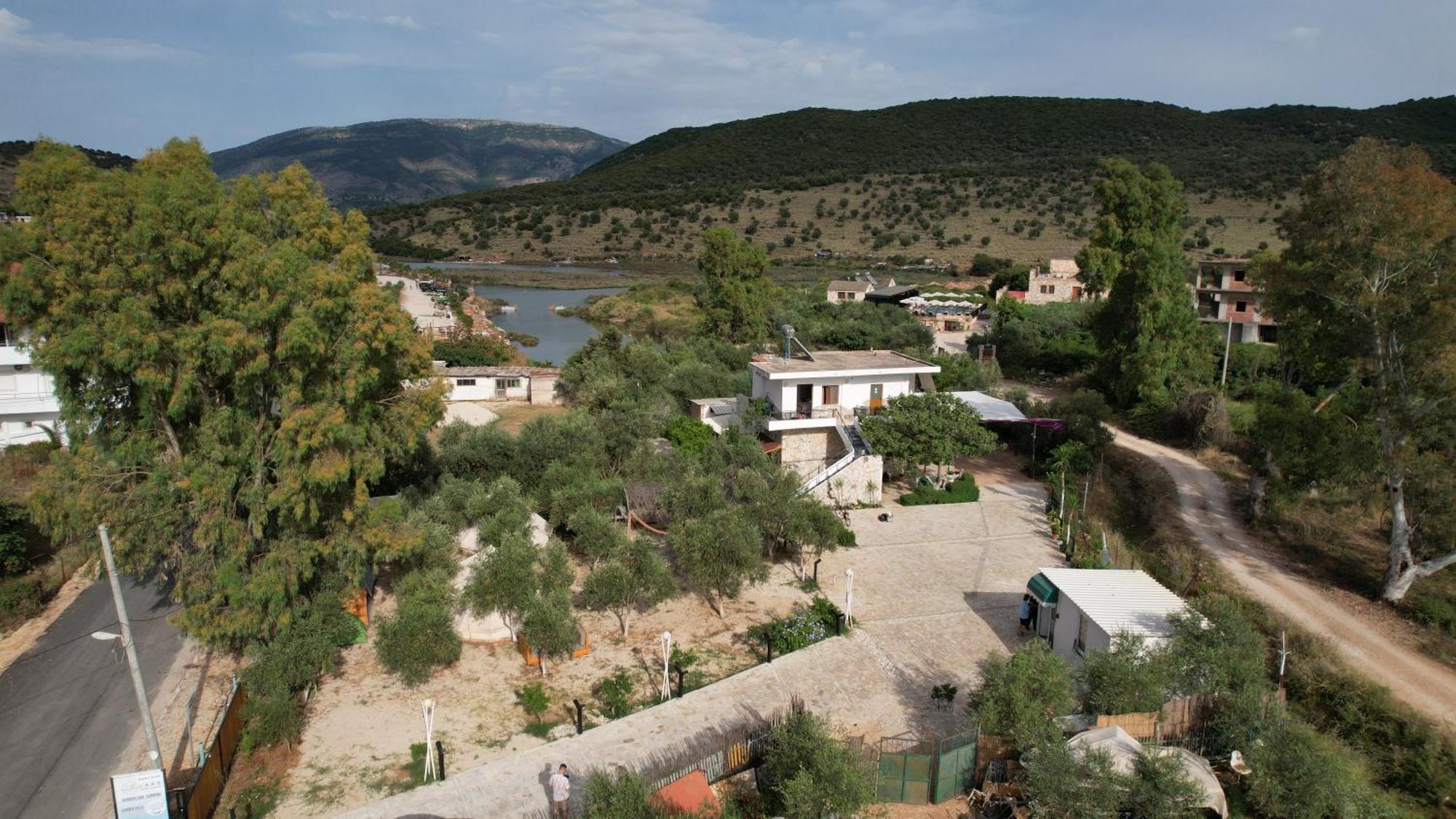 Garden Villa Lake Side & Glamping Ksamil Exterior foto
